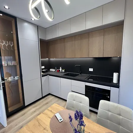 Appartamento Nako New Boulevard Tr